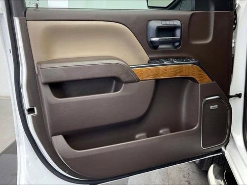 Used 2015 Chevrolet Silverado 1500 LTZ image 23