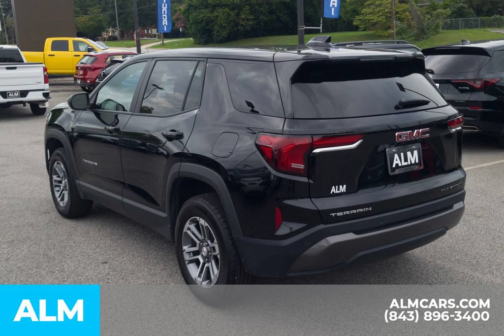 Used 2026 GMC Terrain Elevation FWD image 9