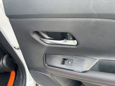 Used 2025 Nissan Kicks SR FWD image 22