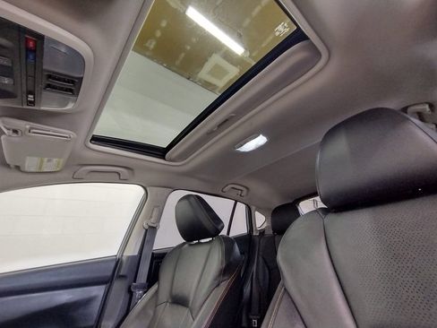 Used 2019 Subaru Crosstrek 2.0i Limited w/ Moonroof Package w/Navigation AWD/4WD image 22