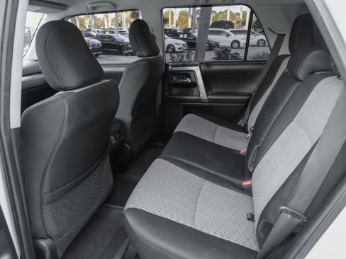 Used 2018 Toyota 4Runner SR5 RWD image 17