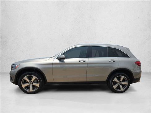 Used 2019 Mercedes-Benz GLC 300 image 8