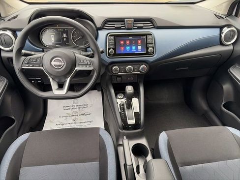 New 2025 Nissan Versa SV w/ Trunk Package FWD image 12