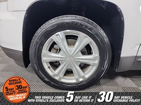 Used 2017 GMC Terrain SLE w/ Convenience Package image 14