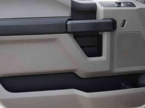 Used 2018 Ford F150 XL w/ Equipment Group 101A Mid image 26