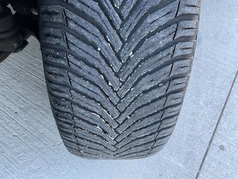 Used 2015 Toyota Sienna LE image 45