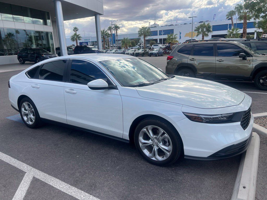 Used 2023 Honda Accord LX image 30