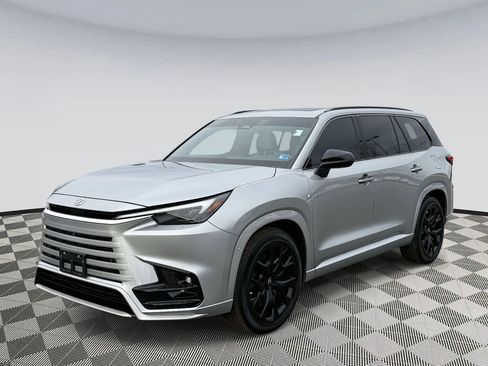 Used 2025 Lexus TX 350 AWD w/ Technology Package image 5