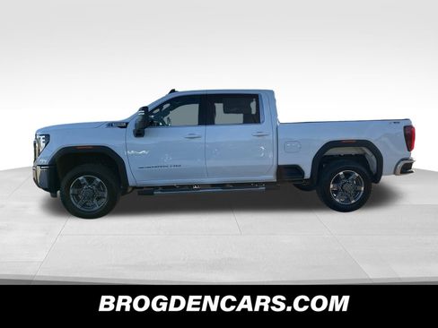 New 2026 GMC Sierra 2500 SLE image 6