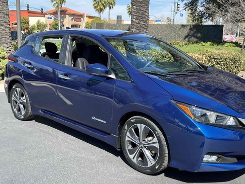 Used 2018 Nissan Leaf SV w/ Protection Package image 50