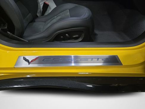Used 2016 Chevrolet Corvette Z06 w/ 3LZ Preferred Equipment Group RWD image 31
