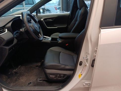 Used 2023 Toyota RAV4 XSE w/ XSE Grade Weather Package image 20