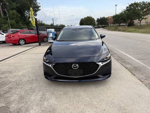 Used 2020 MAZDA MAZDA3 Sedan FWD image 4