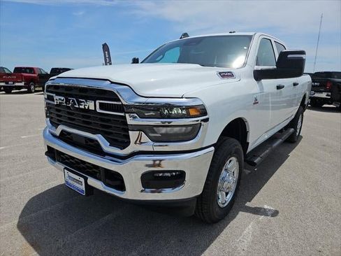 New 2026 RAM 2500 Tradesman AWD/4WD image 31