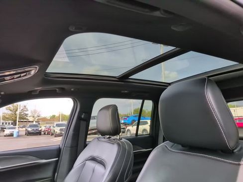 Used 2024 Jeep Grand Cherokee Limited AWD/4WD image 28