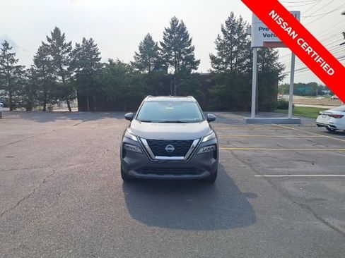 Used 2023 Nissan Rogue SV w/ SV Premium B Package AWD/4WD image 3