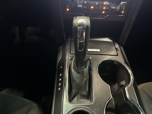 Used 2017 Ford Explorer XLT w/ Equipment Group 201A FWD image 27