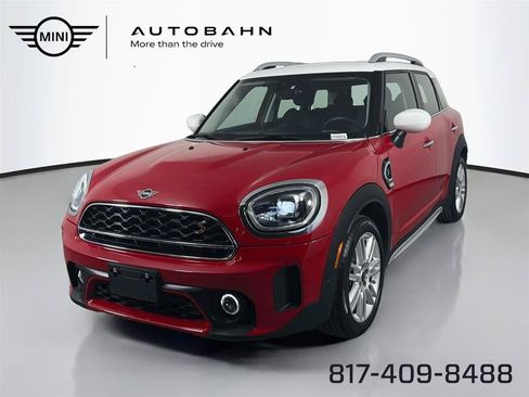 Used 2024 MINI Cooper Countryman S FWD image 1