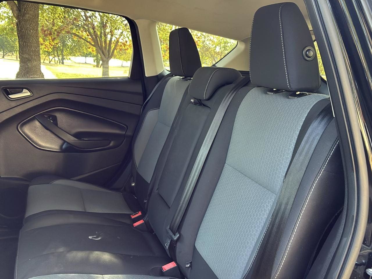 Used 2018 Ford Escape SE w/ SE Sync 3 Package FWD image 20