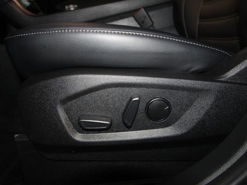 Used 2024 Ford Edge SEL AWD/4WD image 7