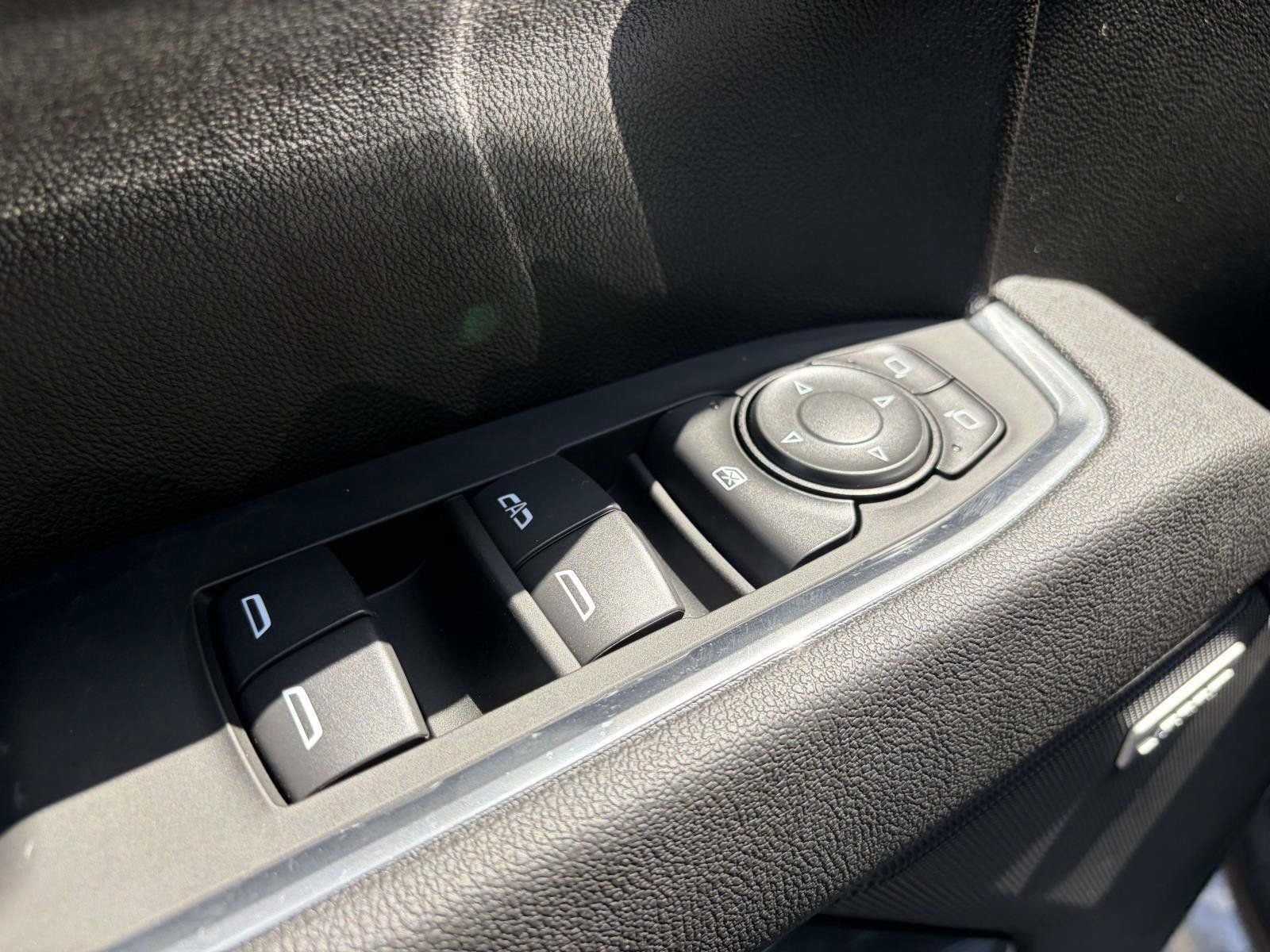 Used 2026 Chevrolet Silverado 1500 RST w/ All Star Edition Plus AWD/4WD image 6