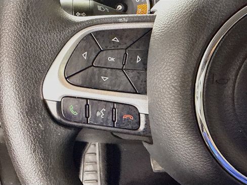 Used 2020 Jeep Renegade Sport AWD/4WD image 14