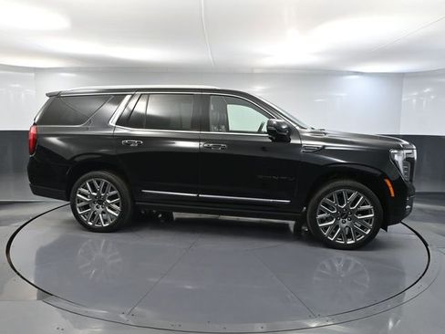 Used 2025 GMC Yukon Denali Ultimate image 4