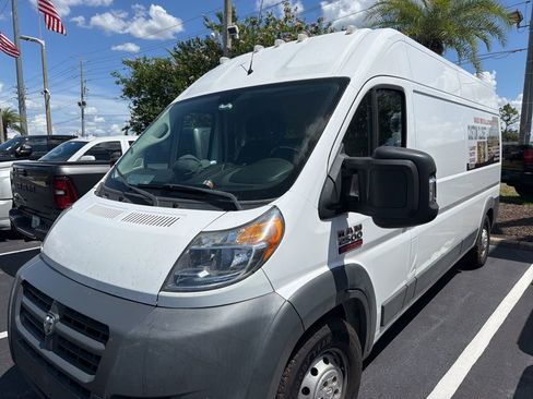 Used 2018 RAM ProMaster 2500 FWD image 1