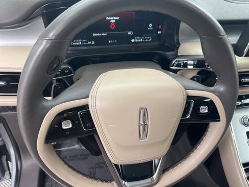 Certified 2022 Lincoln Aviator AWD w/ Premium Package image 22