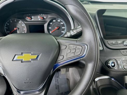 Used 2023 Chevrolet Malibu LT image 38