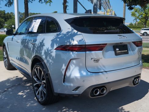 Used 2022 Jaguar F-PACE SVR AWD/4WD image 8