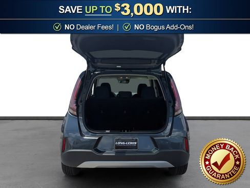 Used 2023 Kia Soul LX w/ LX Technology Package FWD image 24