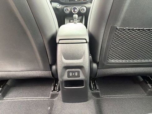 New 2026 Hyundai Venue SEL FWD image 23