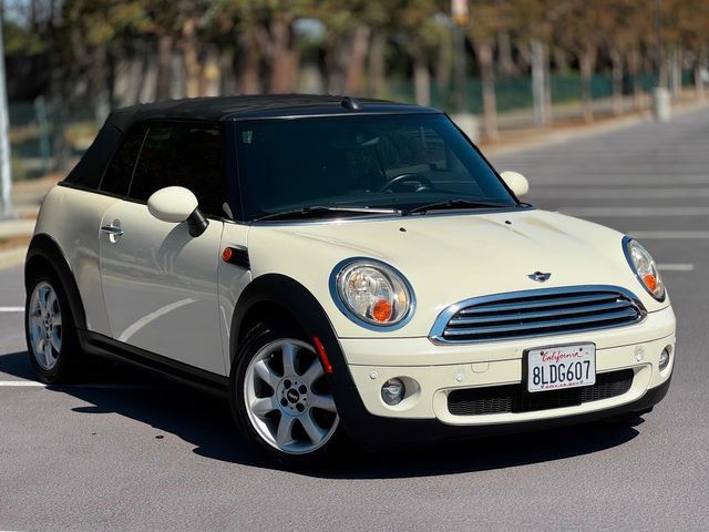 Used 2009 MINI Cooper Convertible FWD image 1