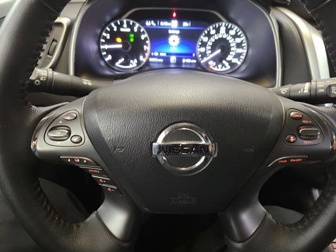 Used 2022 Nissan Murano SL w/ SL Moonroof Package image 11