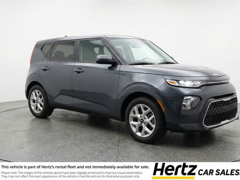 Used 2025 Kia Soul LX w/ LX Technology Package FWD image 1