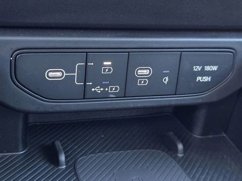 Used 2025 Kia K4 EX image 25