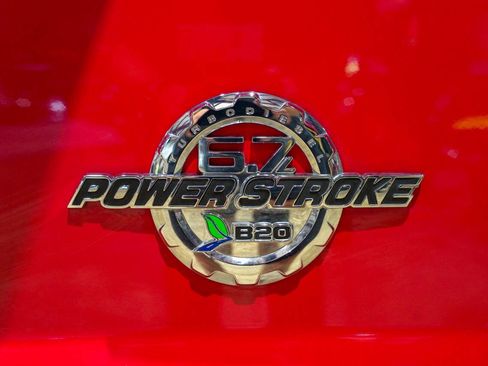 Used 2013 Ford F250 Lariat w/ Chrome Pkg AWD/4WD image 28