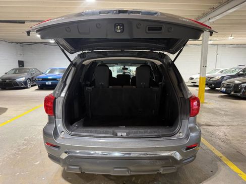 Used 2018 Nissan Pathfinder S AWD/4WD image 7