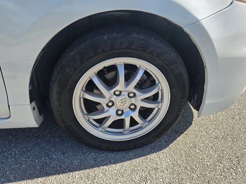 Used 2013 Toyota Prius V Three FWD image 14