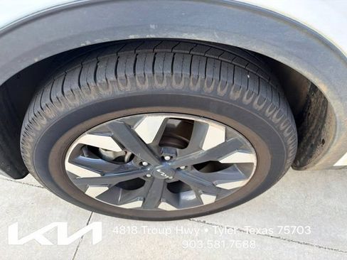 Certified 2023 Kia Sportage X-Line w/ X-Line Premium Package AWD/4WD image 4