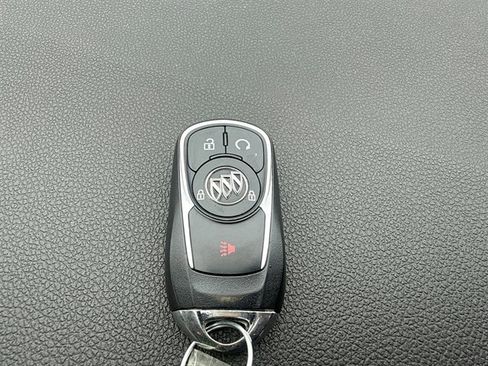 Used 2019 Buick Encore Essence w/ Safety Package II AWD/4WD image 40