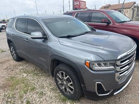 Used 2022 GMC Acadia SLE FWD image 3