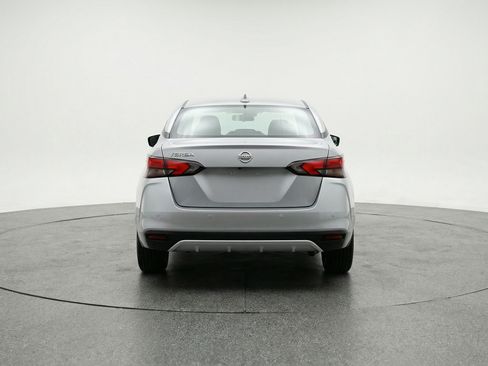 Used 2025 Nissan Versa SV image 7