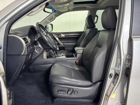 Used 2019 Lexus GX 460 w/ Navigation Package AWD/4WD image 15