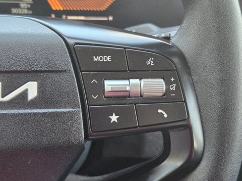 Used 2025 Kia K4 FWD image 21