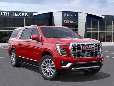 New 2026 GMC Yukon XL Denali w/ Denali Reserve Package RWD image 7