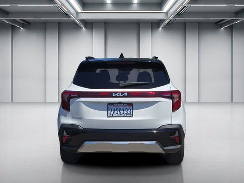 Certified 2026 Kia Seltos S FWD image 5