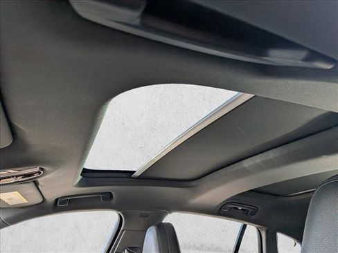 Used 2022 Porsche Panamera image 16