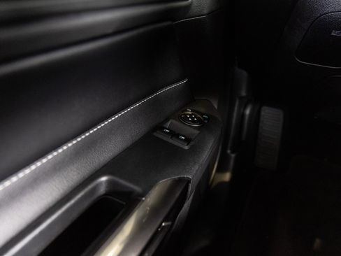 Used 2020 Ford Mustang Shelby GT500 w/ Carbon Fiber Track Pack image 17